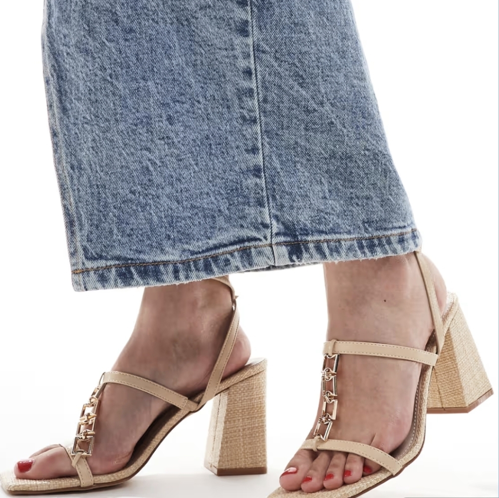 RAID Blink block heeled sandals in natural raffia